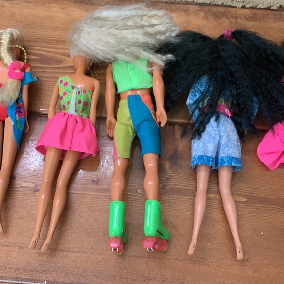 Vintage 80’s and 90’s Barbie lot - Picture 5 of 10